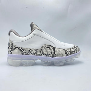 UC White & Grey "Venom"