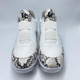 UC White & Grey "Venom"